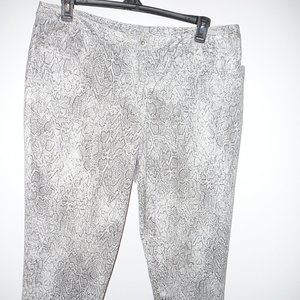 Women's Ruby Road NY Gray Faux Snakeskin Jeans Size 18
